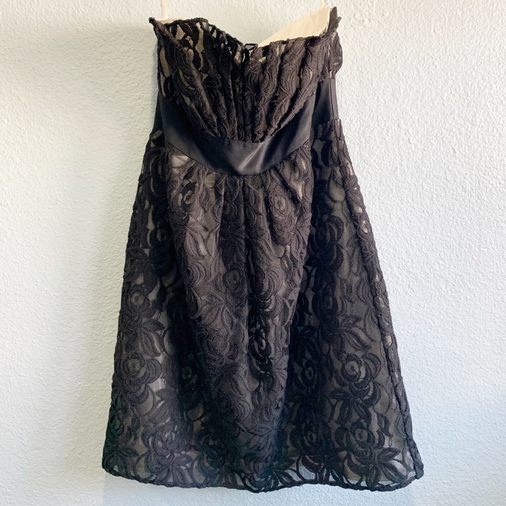 White House Black Market Lace Dress size 6